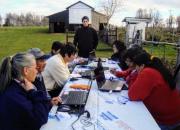 Panguipulli Public Library trained farmers in the fields rather than in their homes because internet connectivity was better out of doors (photo taken back in 2010).