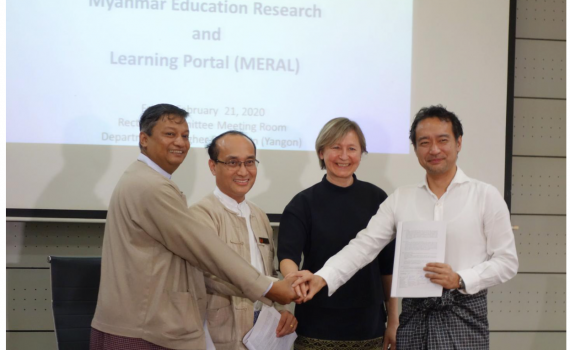 MERAL Portal signing ceremony: from left, Dr Nay Win Oo, Deputy Director General, Department of Higher Education, Dr Zaw Wai Soe, Chair, Myanmar Rectors' Committee, Rima Kupryte, EIFL, Dr Kazutsuna Yamaji, of the National Institute of Informatics, Japan.